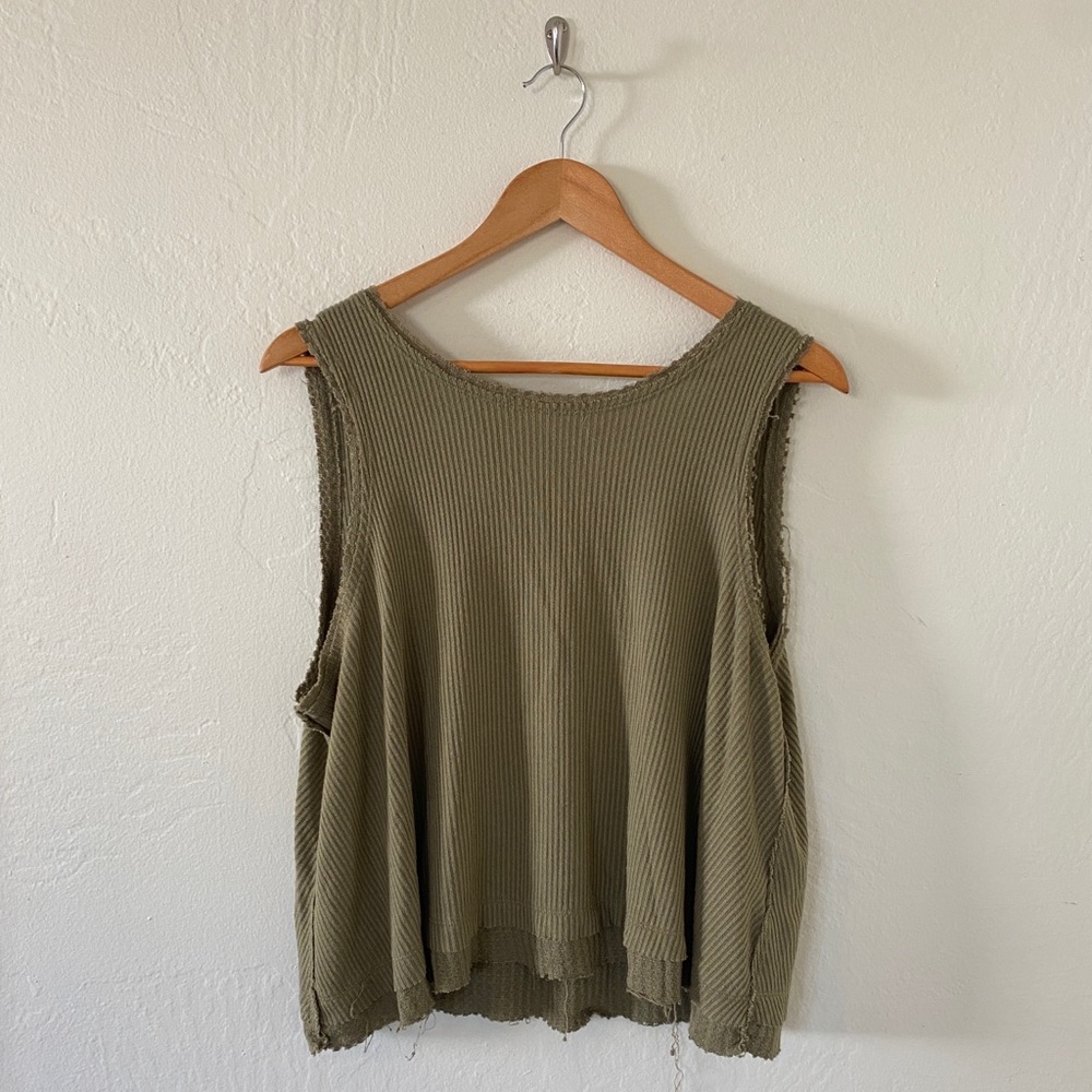 Women’s Free People Green Tank Top with Low Back Size XS